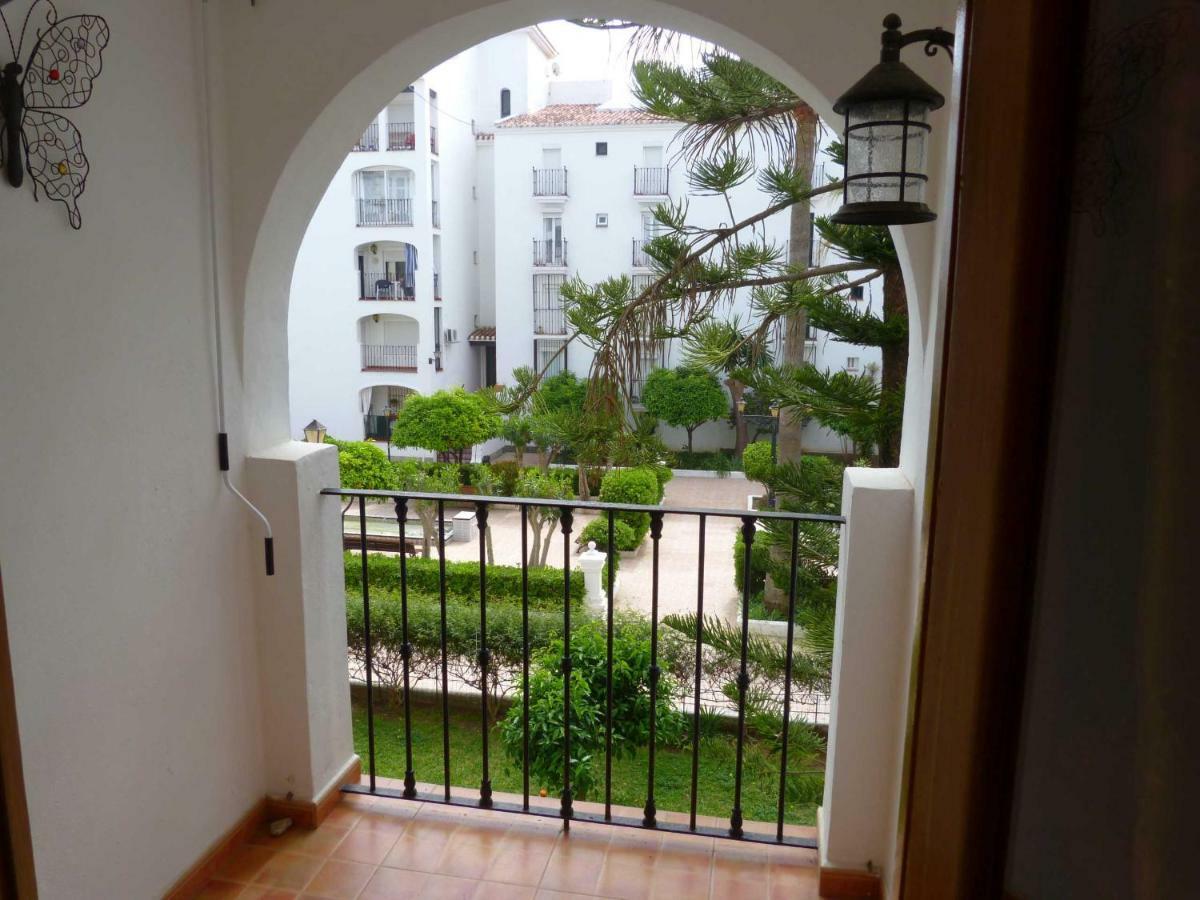 Appartement Punta Almina 100 M From T H E Sea San Luis de Sabinillas Eksteriør billede